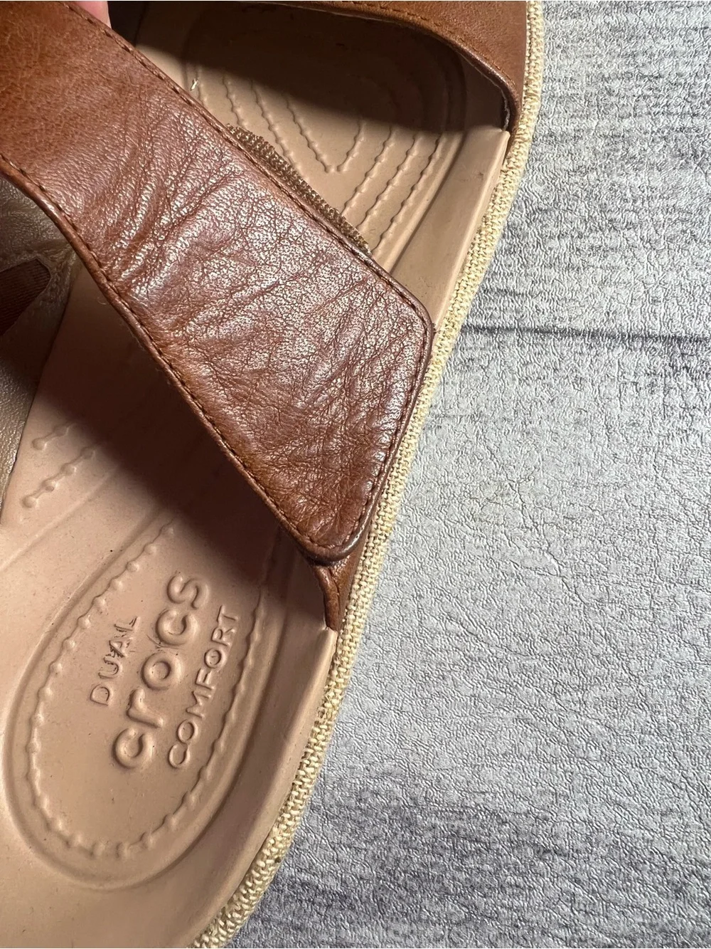 Crocs A-Leigh 2-Strap Mini Wedge Sandals Womens Size 9 Brown Leather Canvas